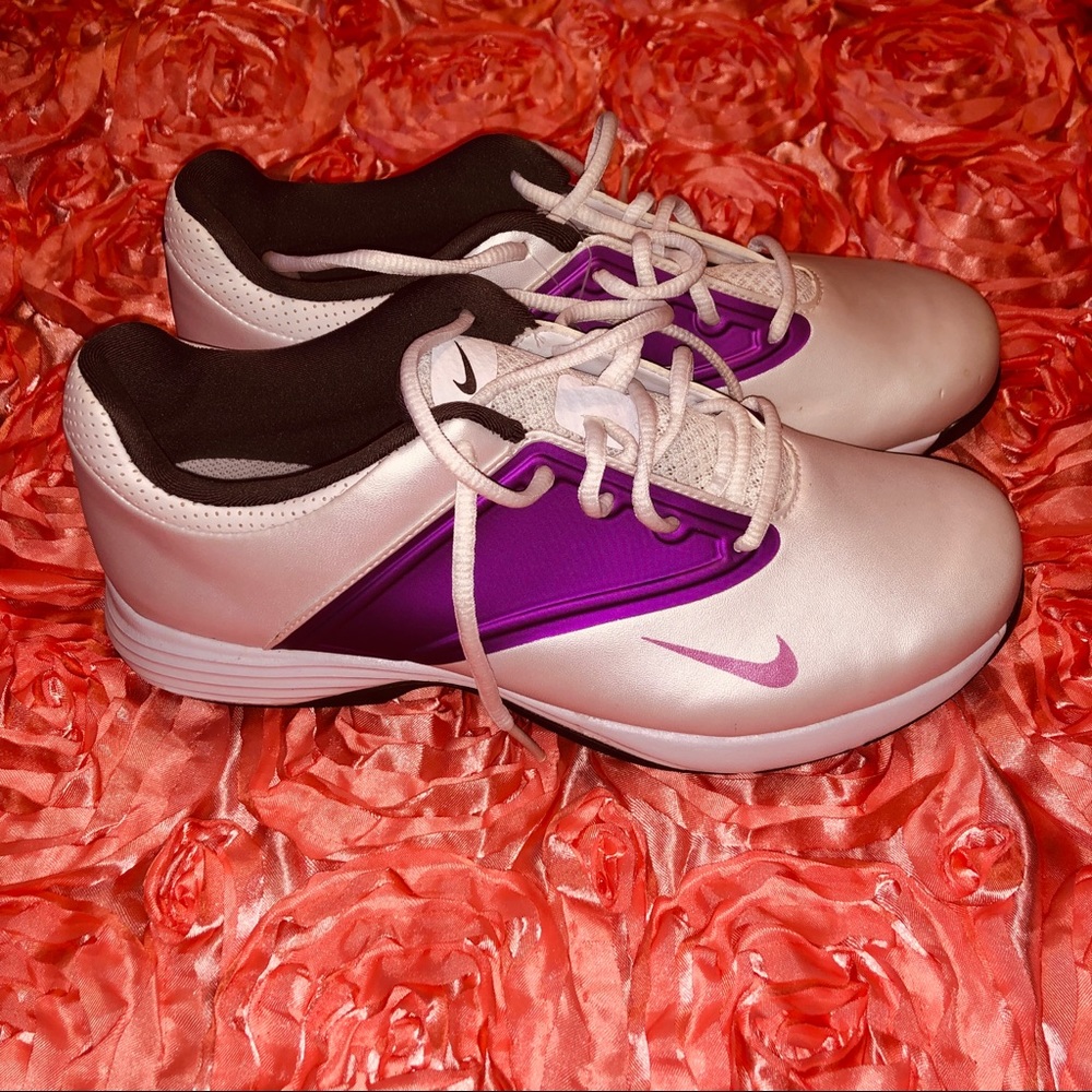 NIKE GOLF SHOES